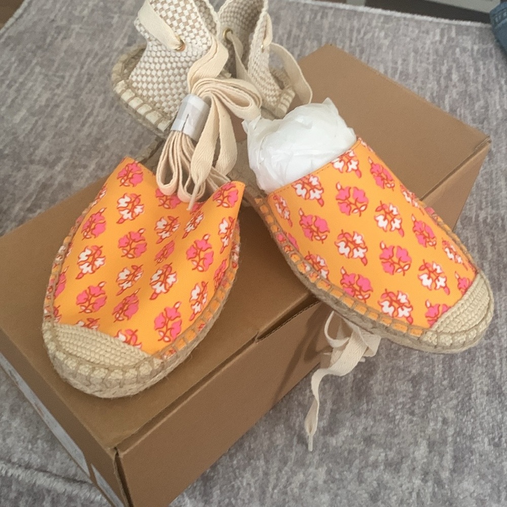 J. Crew Printed Lace-Up D’Orsay Espadrille Sandal Yellow Floral Block Print NIB - Picture 3 of 6